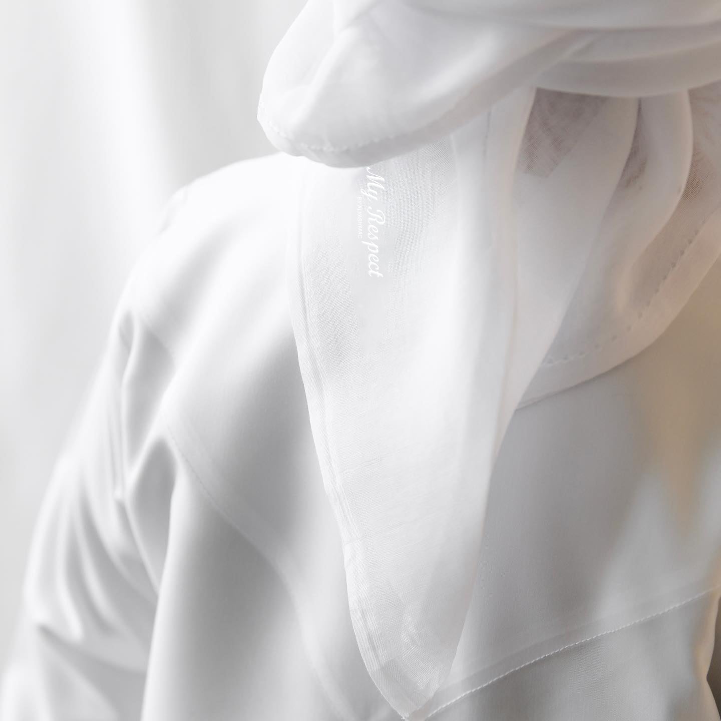 My Respect White Ghutra – G2 Classic