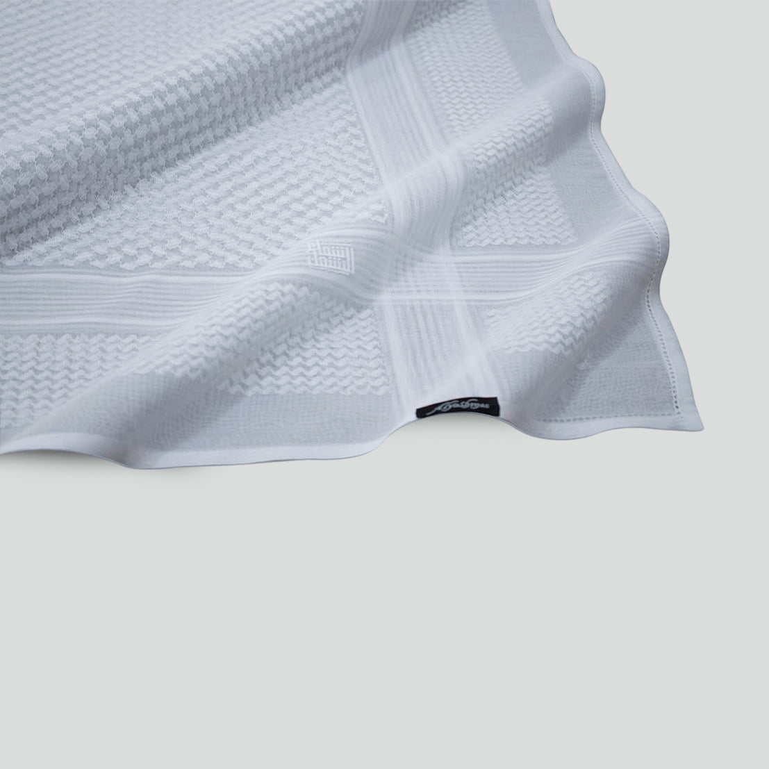 Shemagh Al Yashmac White Signature Y16